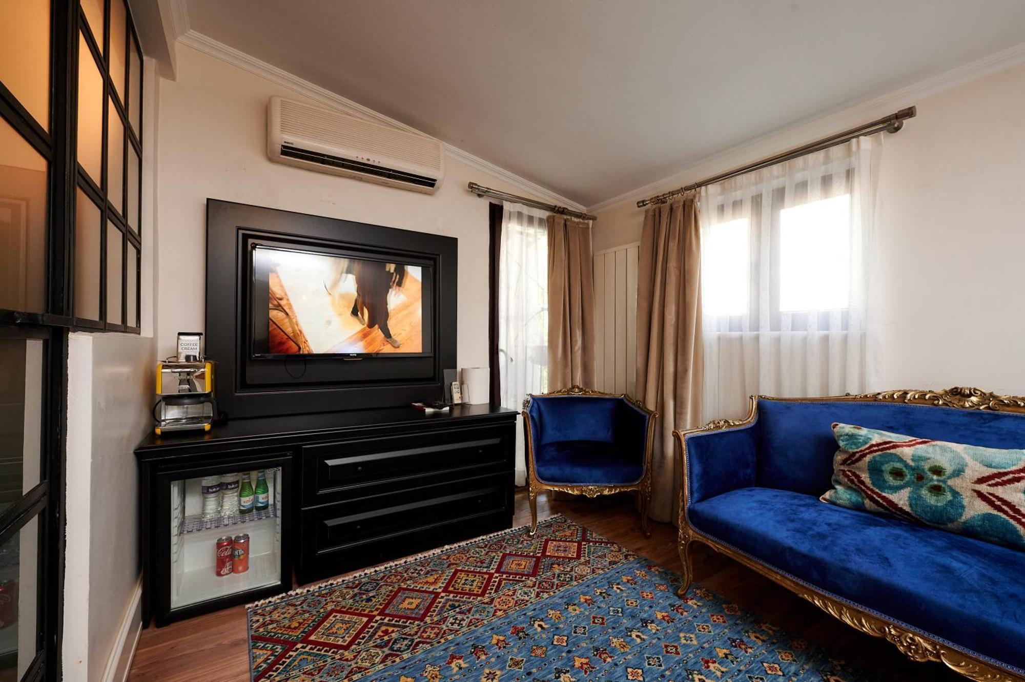Отель Faik Pasha Special Category Beyoglu Стамбул