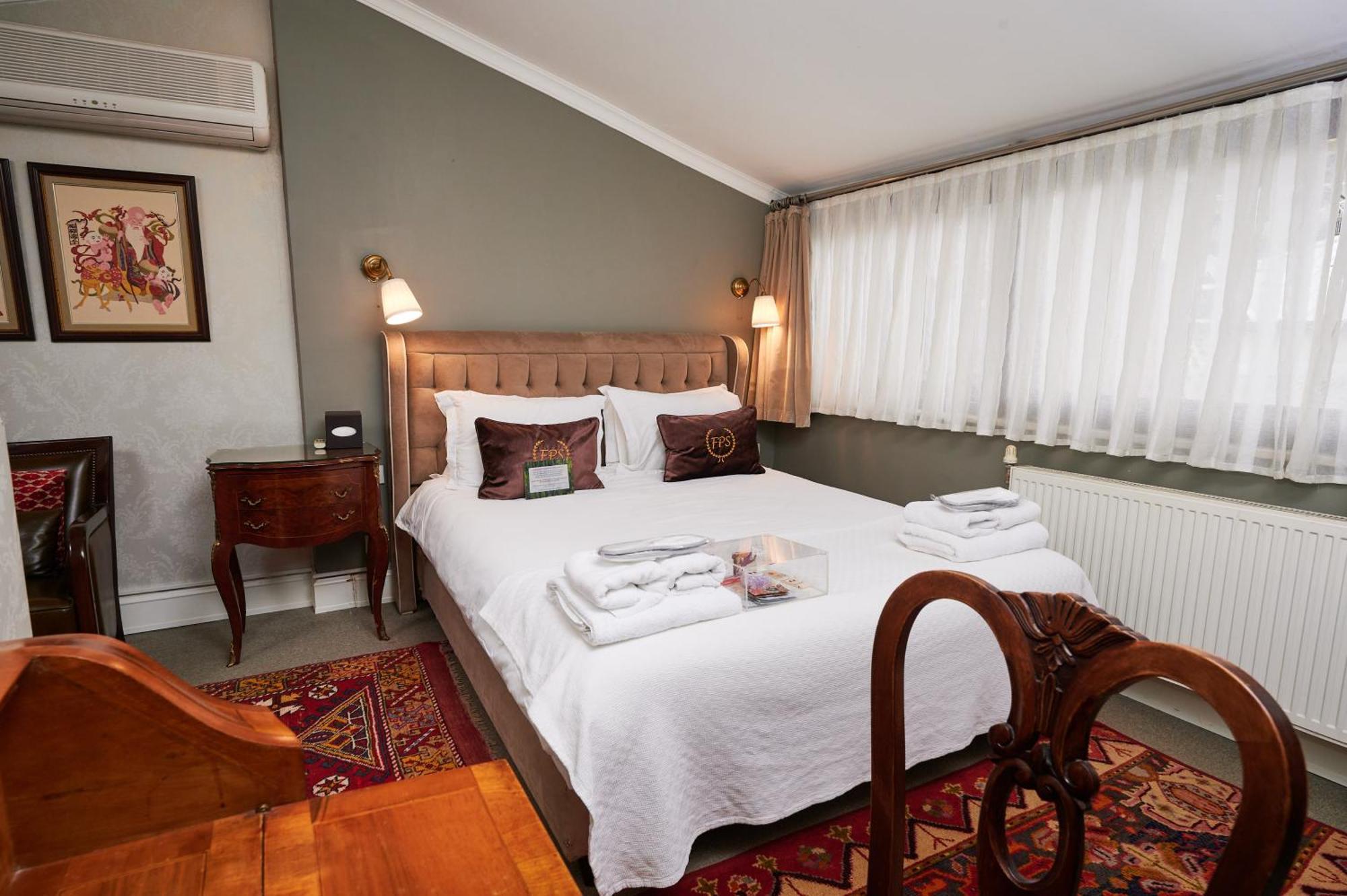 Отель Faik Pasha Special Category Beyoglu